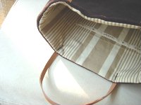 �|�P�b�g���̃��S���胊�{�����A�N�Z���g